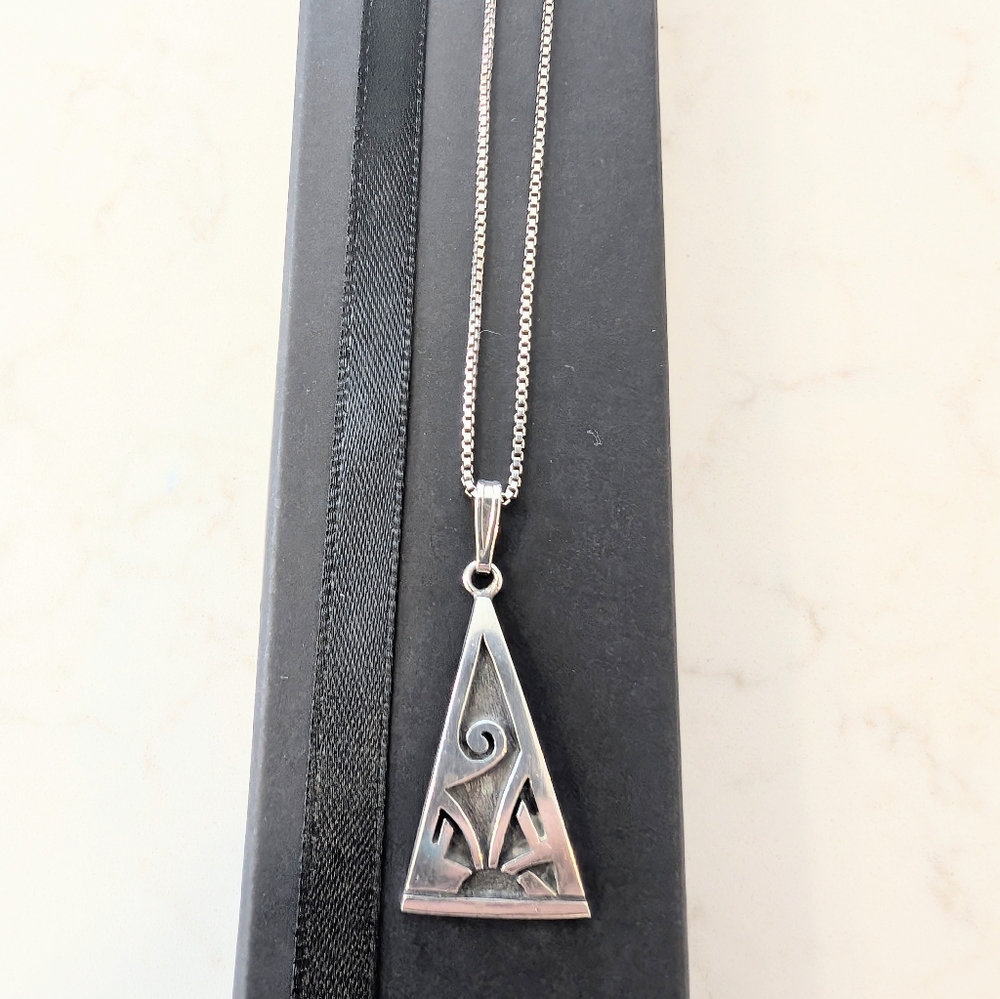 Trollbeads sterling silver triangle pendant necklace (18”) - CB
